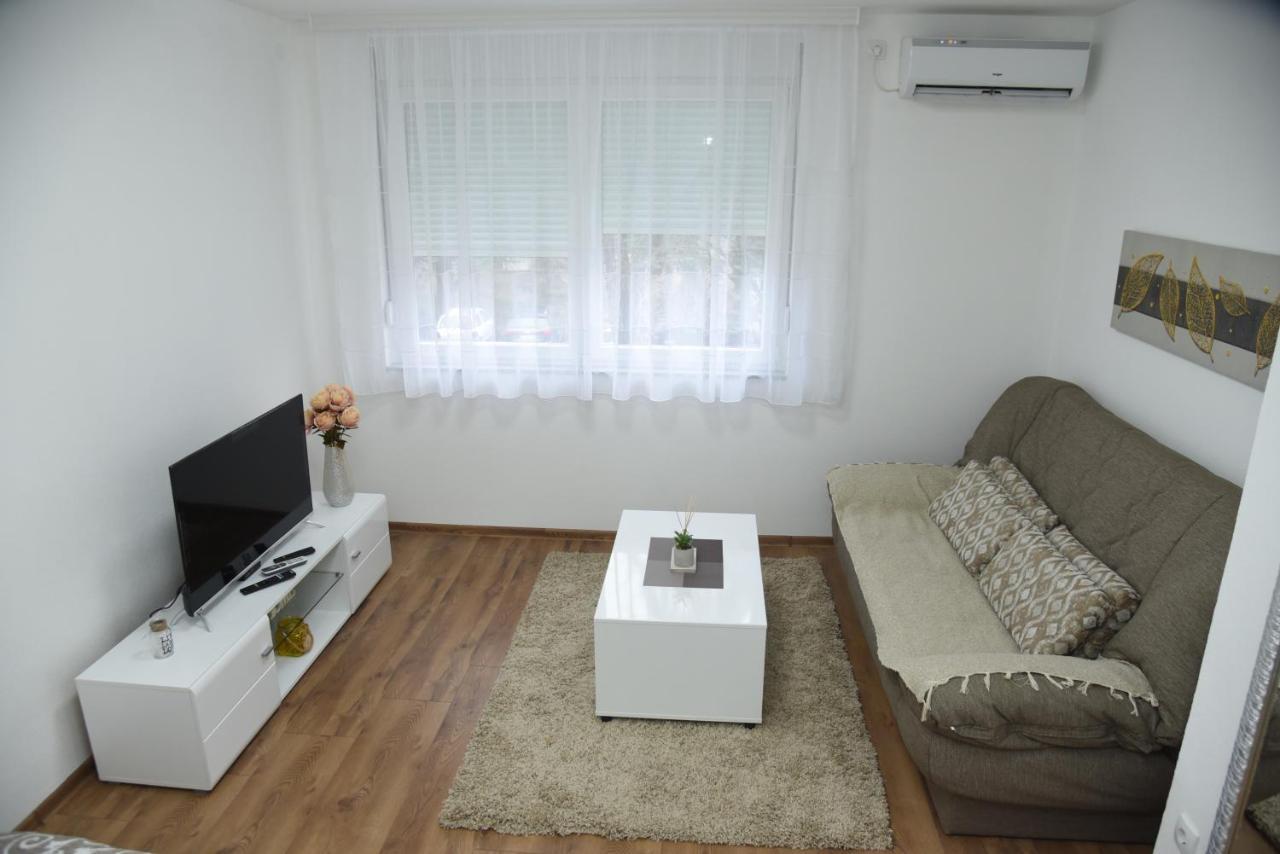 Apartmani Sofronic Loznica 1 Exteriör bild