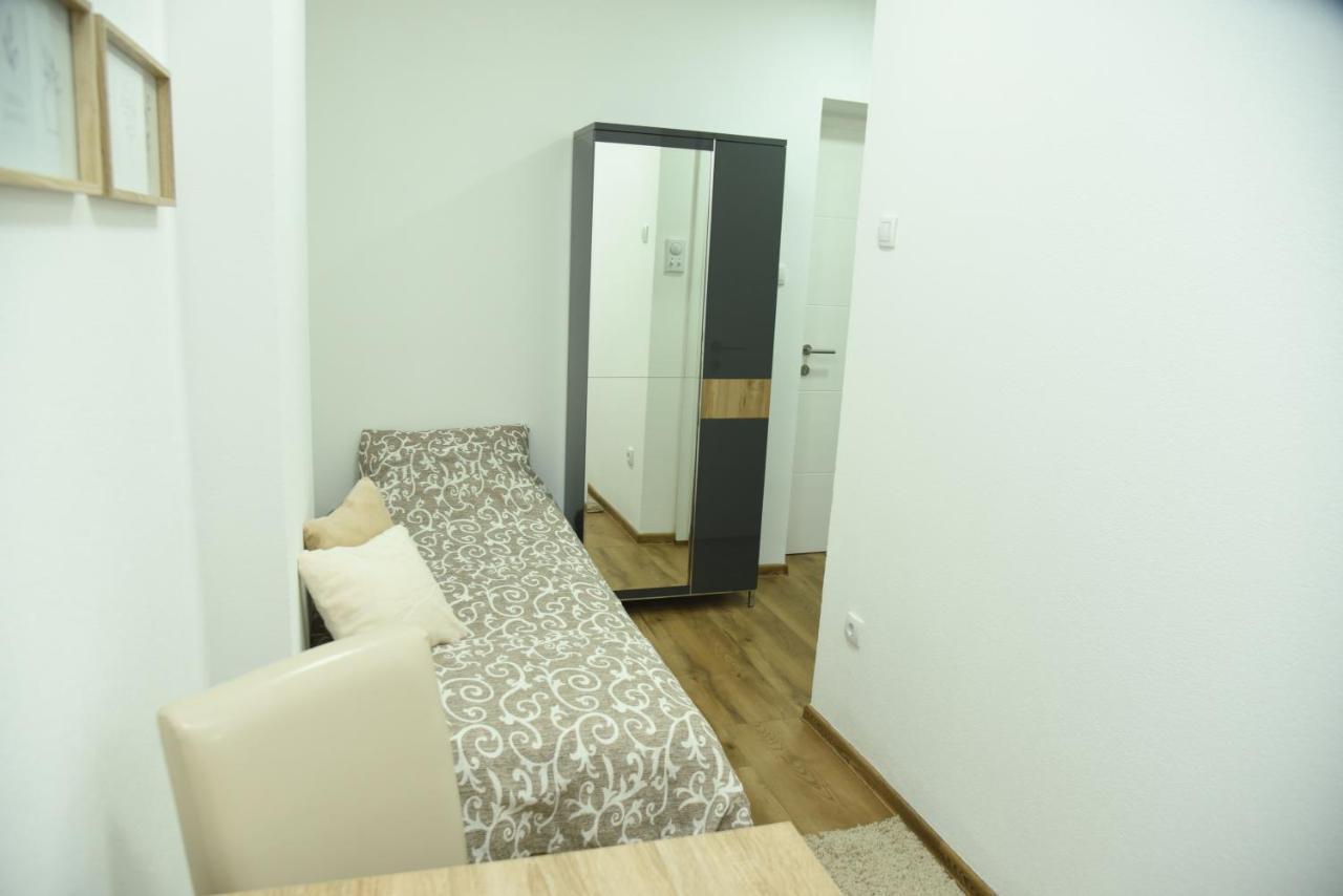Apartmani Sofronic Loznica 1 Exteriör bild