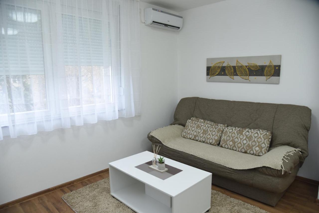 Apartmani Sofronic Loznica 1 Exteriör bild