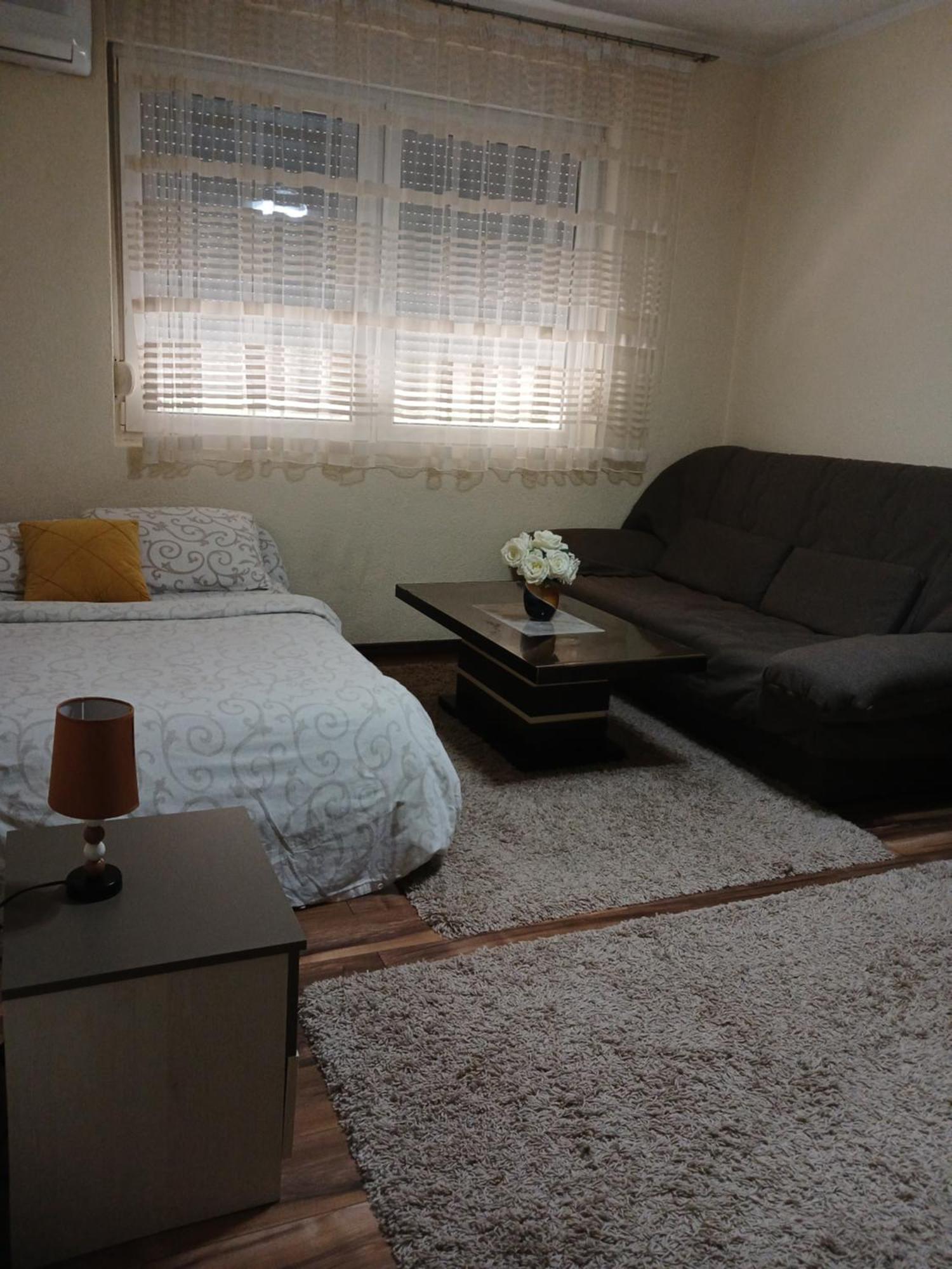 Apartmani Sofronic Loznica 1 Exteriör bild